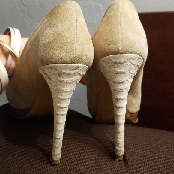 Zara Suede Peep Toe Nude Snake Platform Heels - Picture 5 of 7